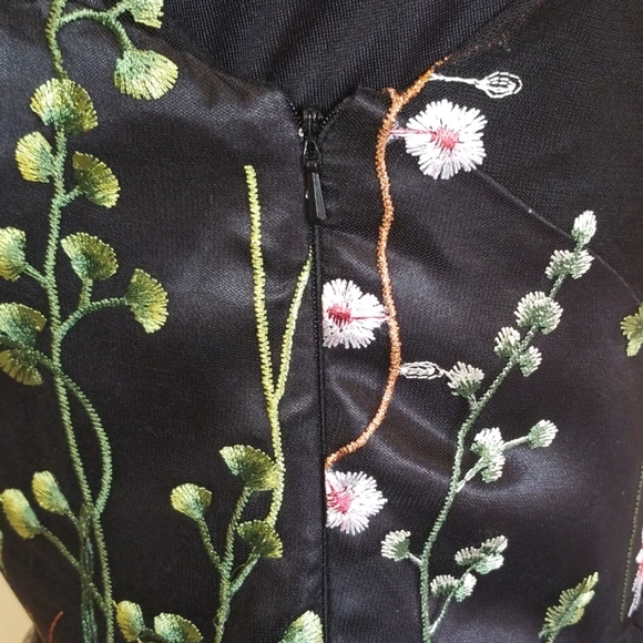 💙Black sheer embroidered dress - Picture 9 of 16